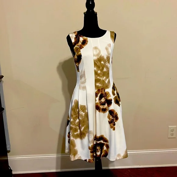 Calvin Klein | Dresses | Tan And White Dress With Side Pockets Zip In Back Calvin  Klein Designer Dress | Poshmark